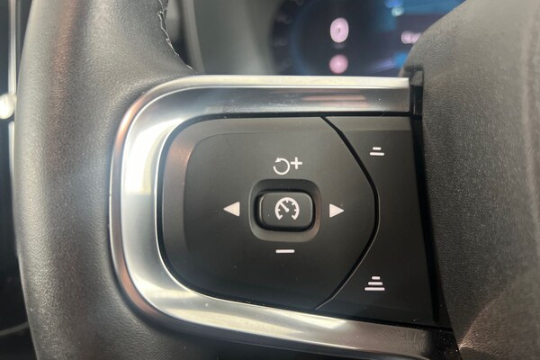 Used Volvo XC40 2024 for sale - 75439637: Photo 11