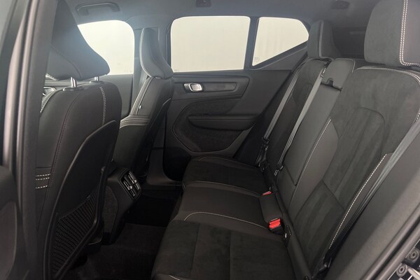 Used Volvo XC40 2024 for sale - 75439637: Photo 17