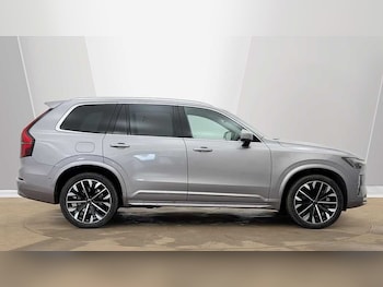 Used Volvo XC90 2025 for sale - 78406509: Photo