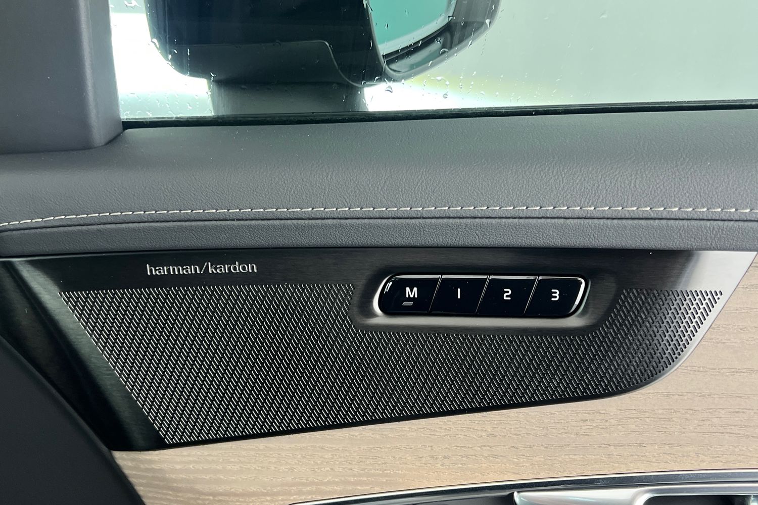 Used Volvo XC90 2025 for sale - 76796325: Photo 32