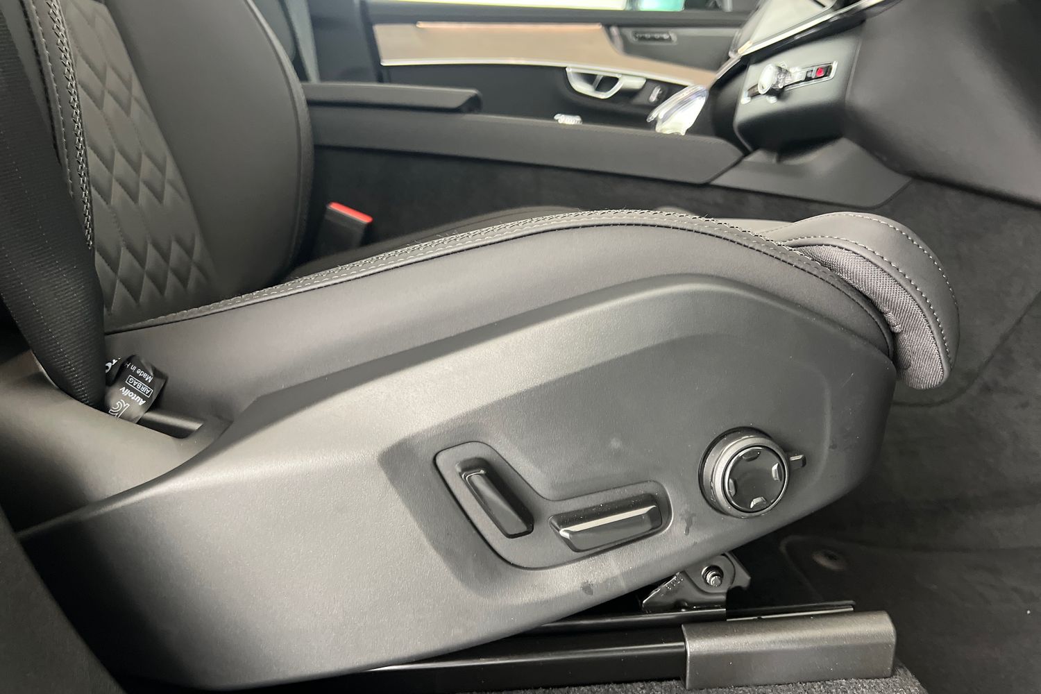 Used Volvo XC90 2025 for sale - 76796325: Photo 33