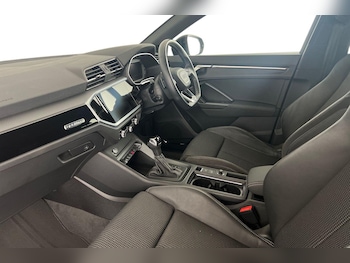 Used Audi Q3 2022 for sale - 77606929: Photo