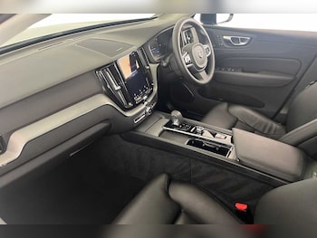 Used Volvo XC60 2024 for sale - 75439688: Photo
