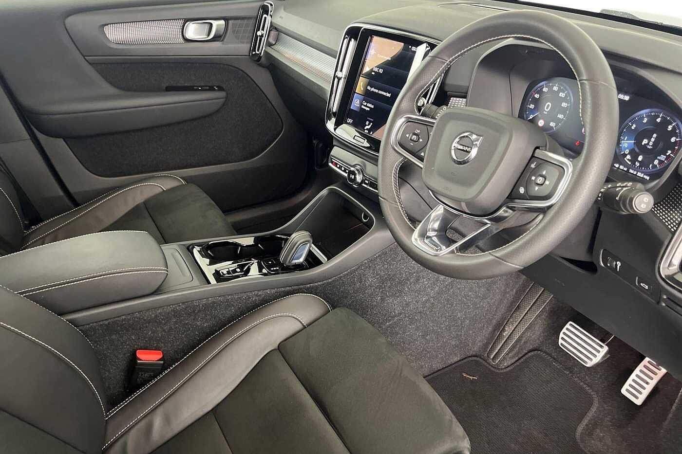 Used Volvo XC40 2021 for sale - 76130839: Photo 10