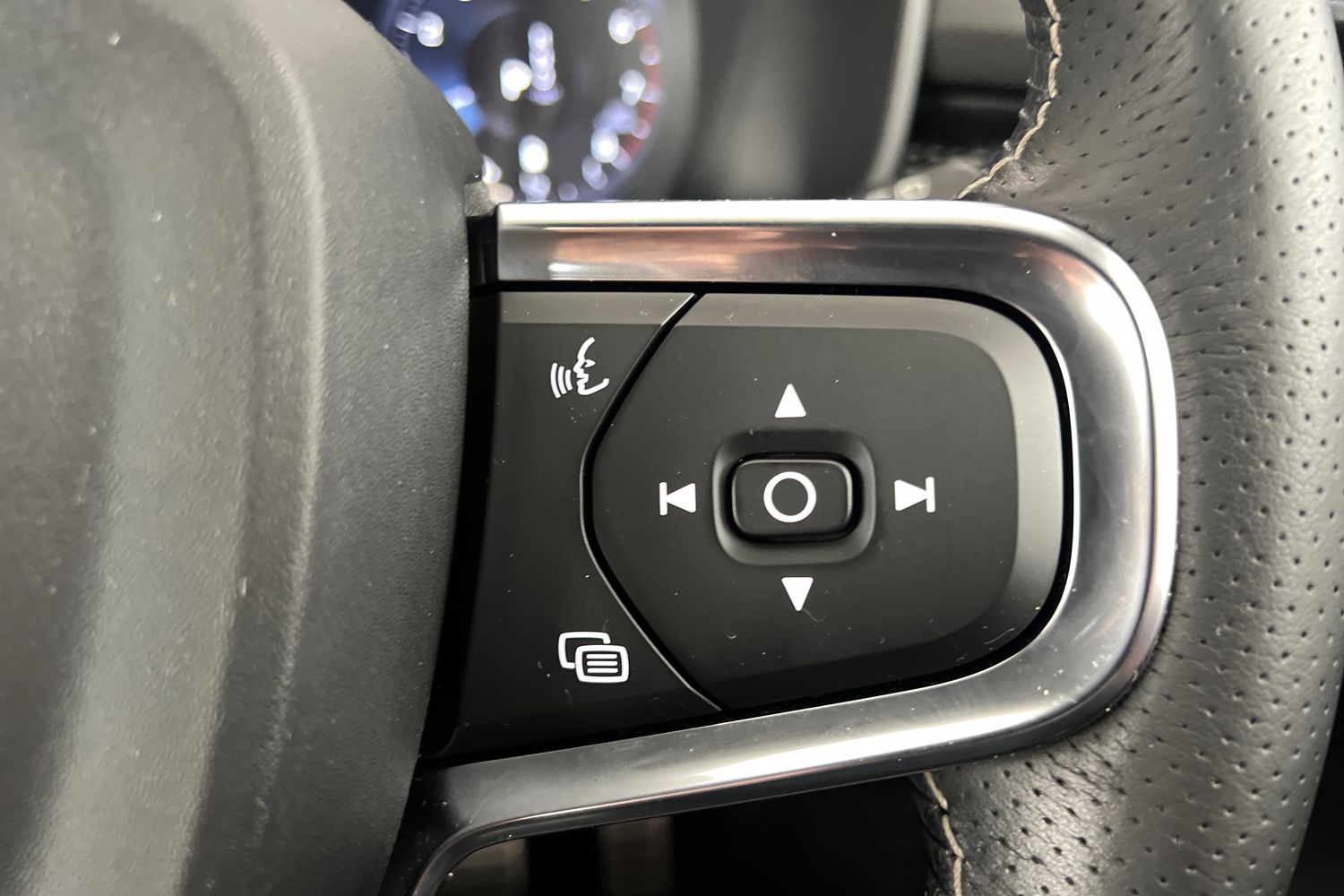 Used Volvo XC40 2021 for sale - 76130839: Photo 12