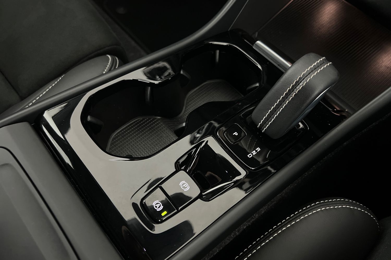 Used Volvo XC40 2021 for sale - 76130839: Photo 13