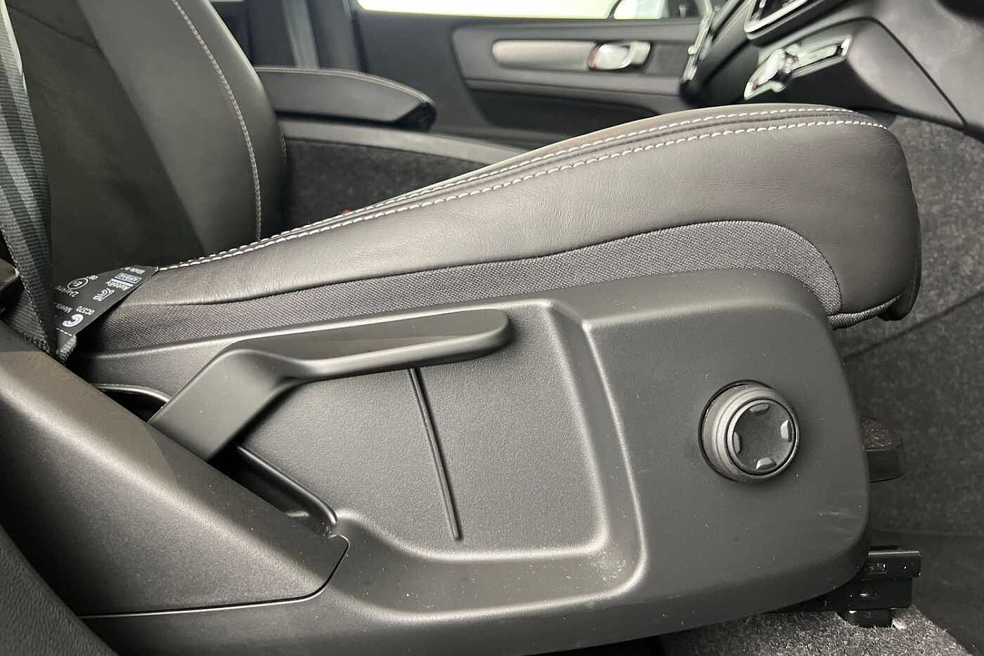 Used Volvo XC40 2021 for sale - 76130839: Photo 29