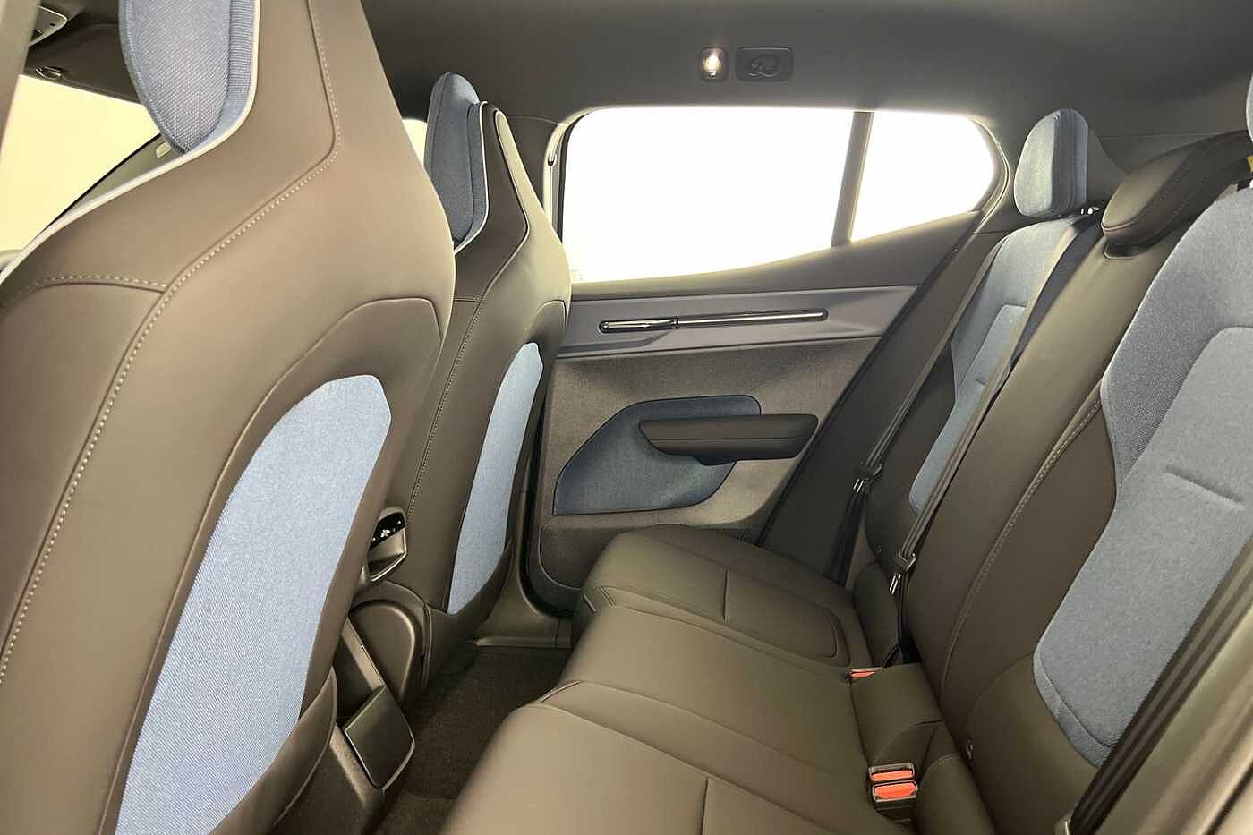 Used Volvo EX30 2025 for sale - 76479623: Photo 17