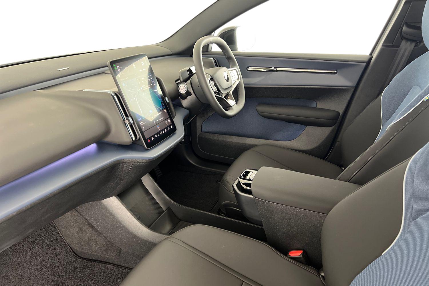 Used Volvo EX30 2025 for sale - 76479623: Photo 2