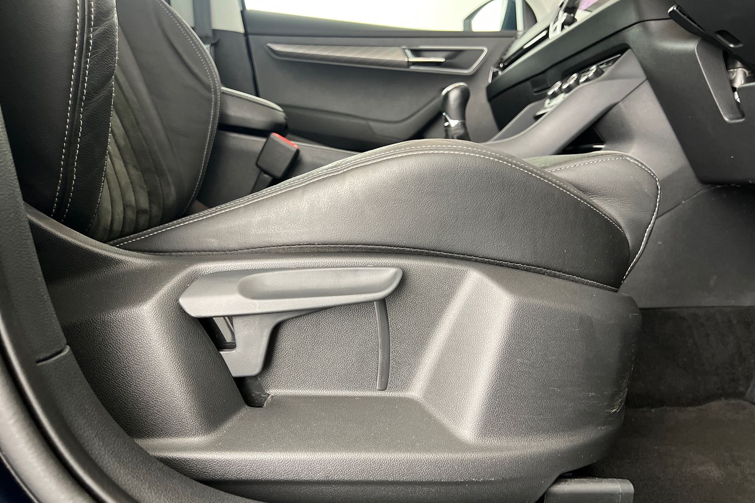 Used Skoda Karoq 2023 for sale - 77151411: Photo 31