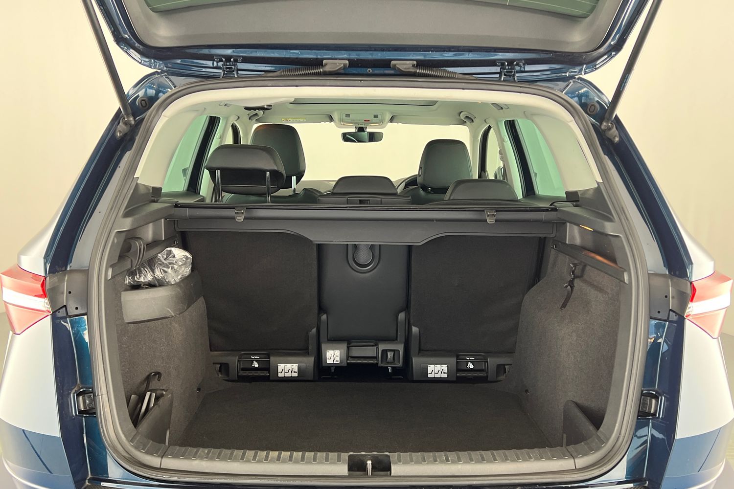 Used Skoda Karoq 2023 for sale - 77151411: Photo 9