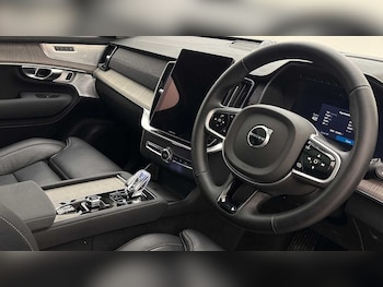 Used Volvo XC90 2025 for sale - 78406508: Photo