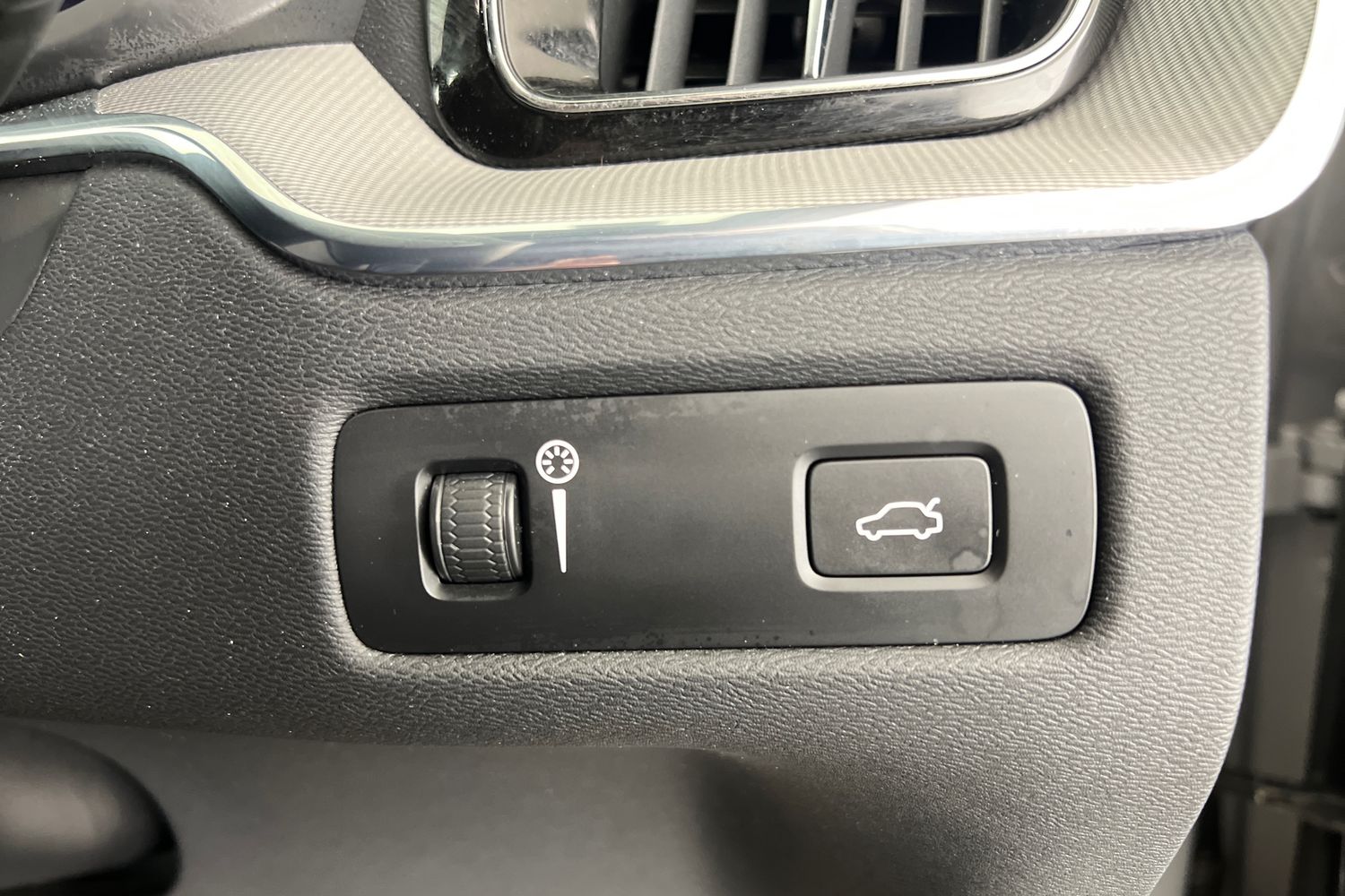 Used Volvo XC60 2022 for sale - 76556787: Photo 38