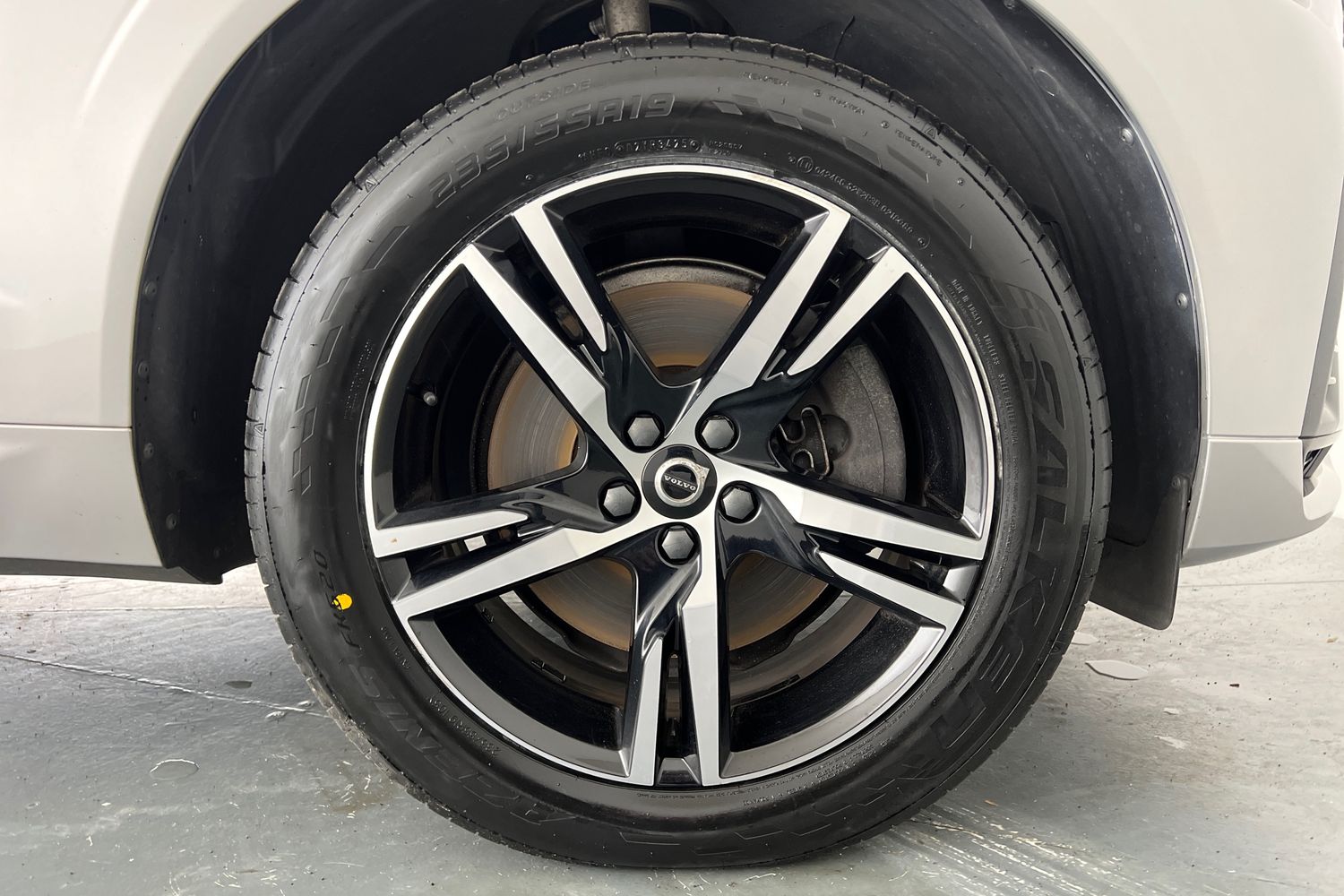 Used Volvo XC60 2022 for sale - 76556787: Photo 6