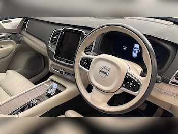 Used Volvo XC90 2023 for sale - 79174618: Photo