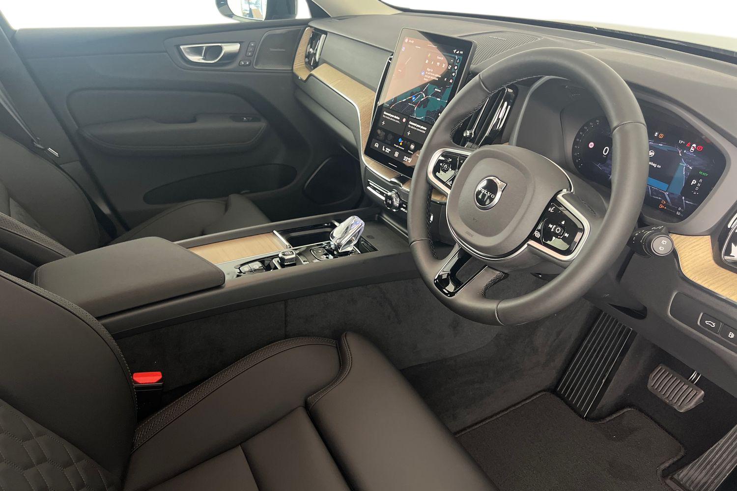 Used Volvo XC60 2025 for sale - 76007750: Photo 10