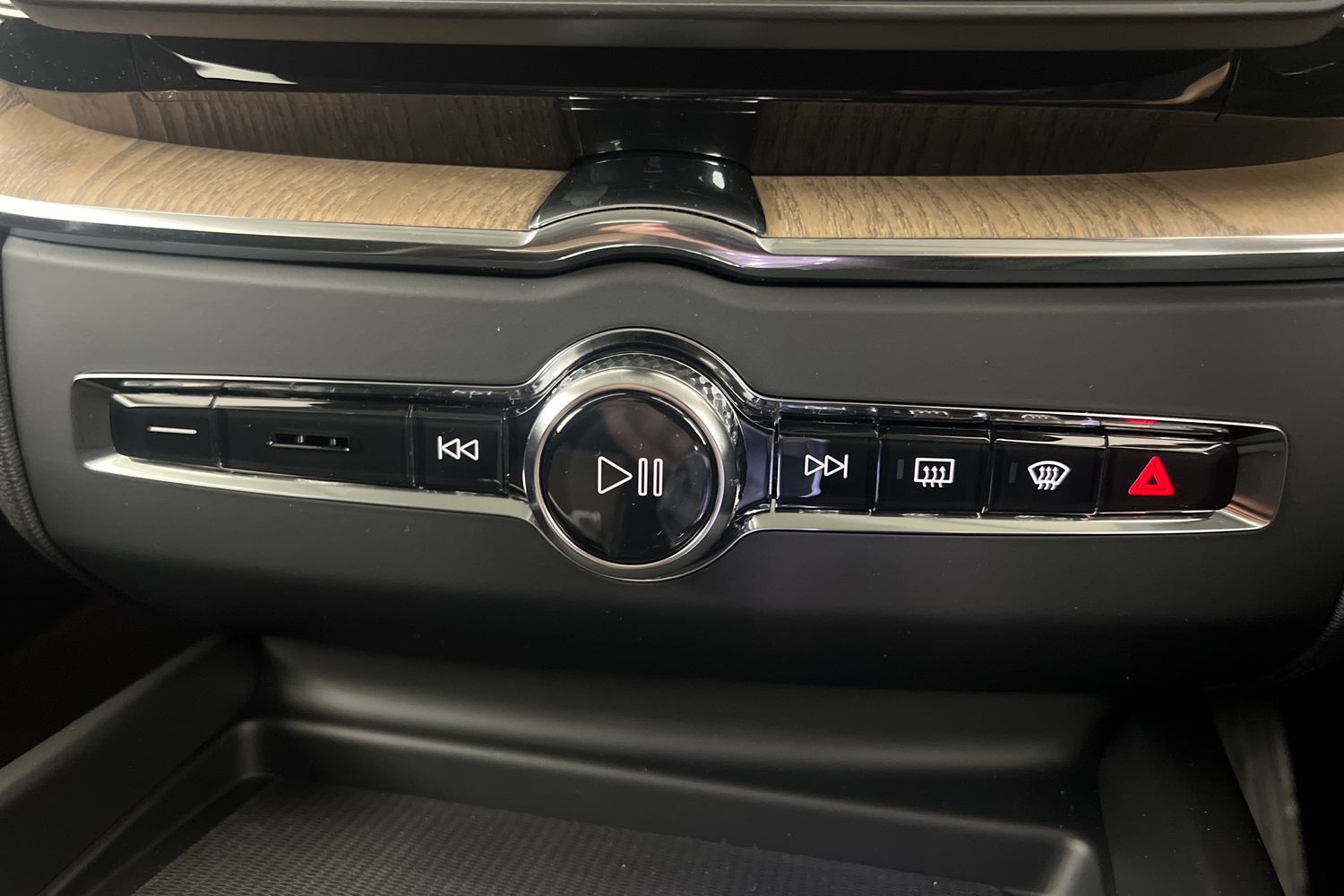Used Volvo XC60 2025 for sale - 76007750: Photo 14