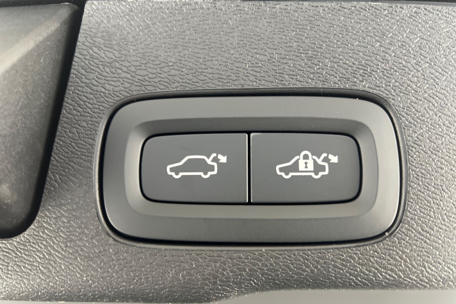 Used Volvo XC60 2025 for sale - 76007750: Photo 22