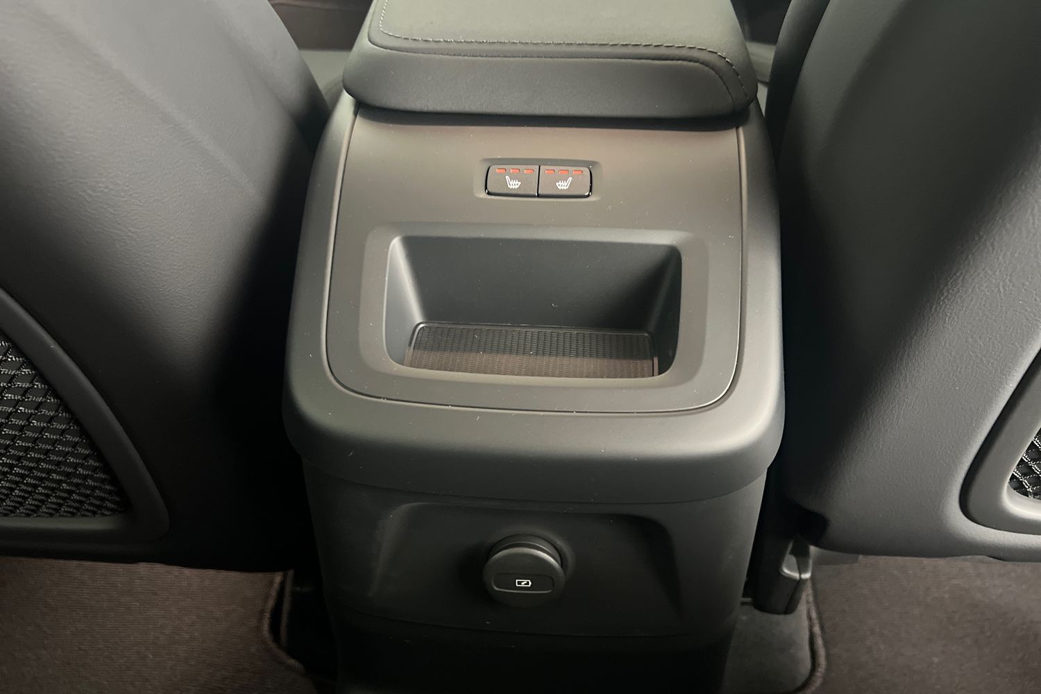 Used Volvo XC60 2025 for sale - 76007750: Photo 29