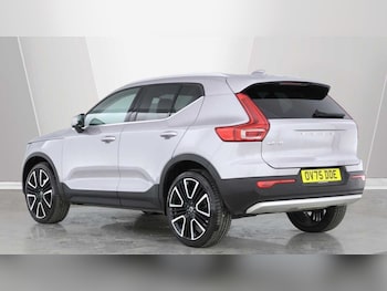Used Volvo XC40 2025 for sale - 79021095: Photo