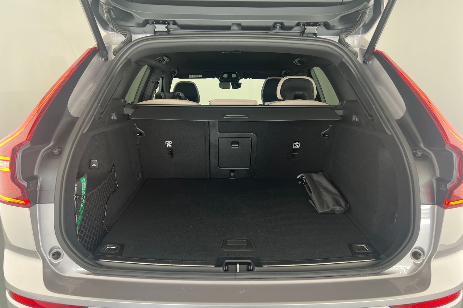 Used Volvo XC60 2025 for sale - 76007706: Photo 8