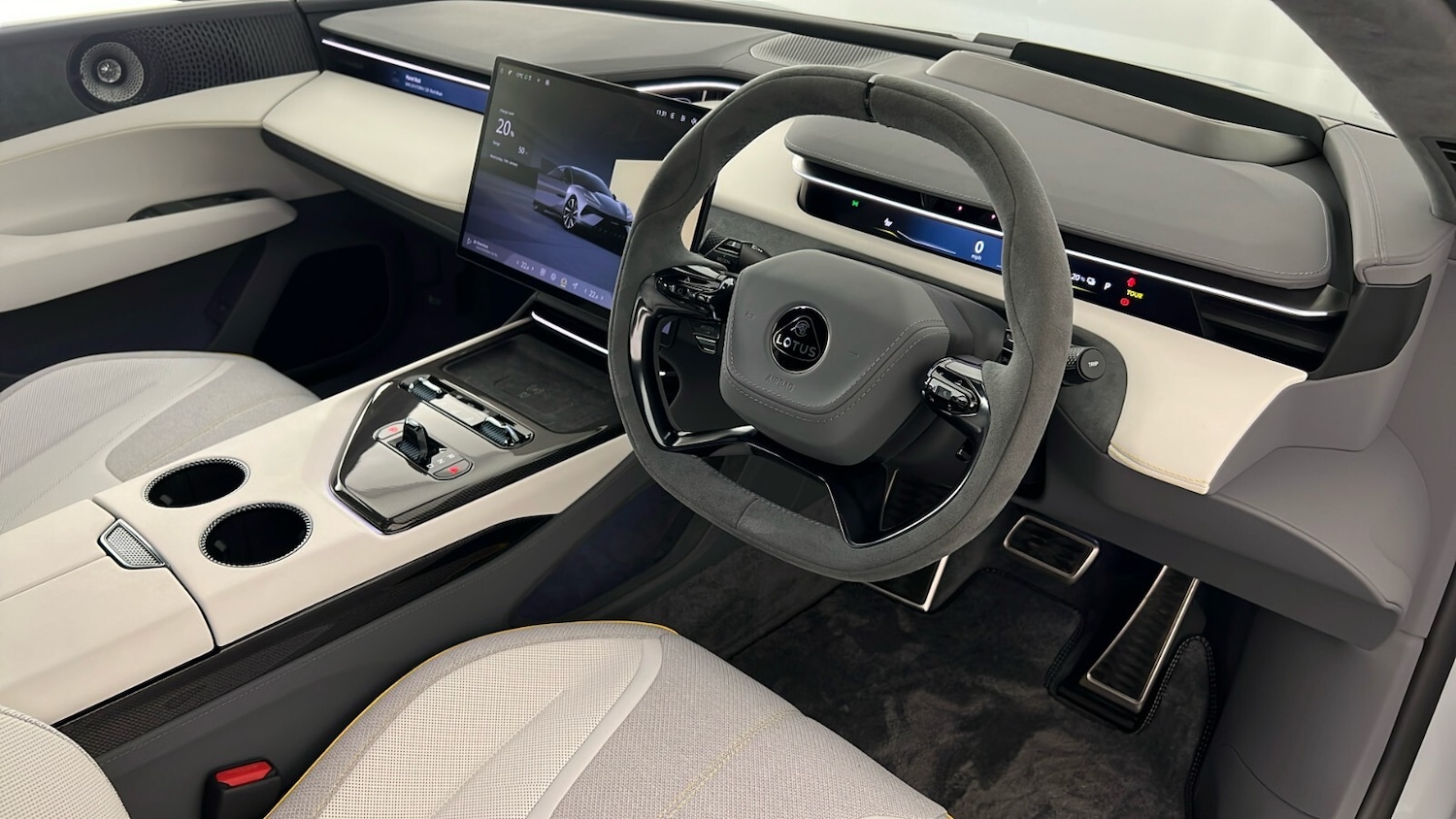 Used Lotus Emeya 2025 for sale - 77420343: Photo 11
