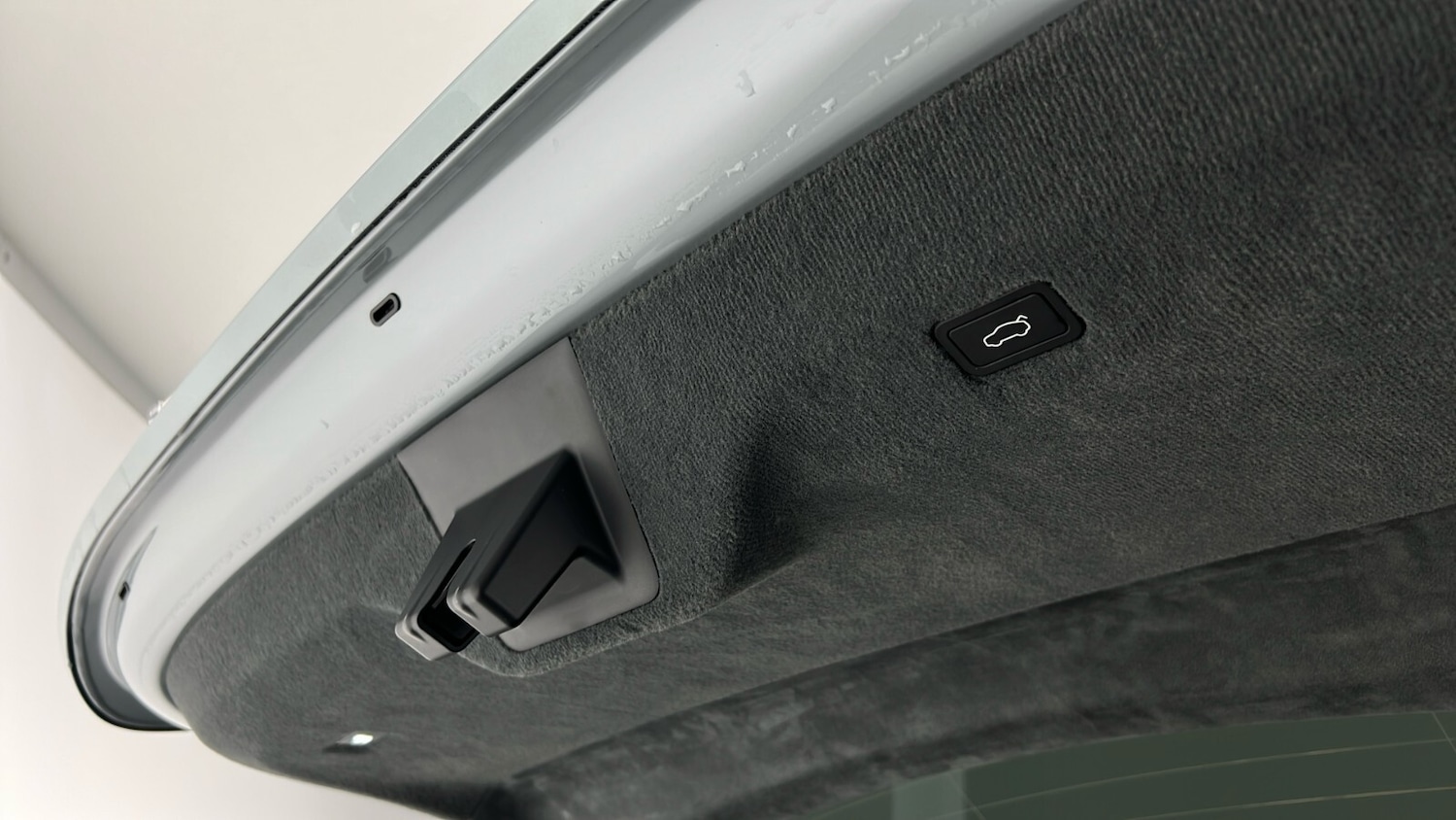 Used Lotus Emeya 2025 for sale - 77420343: Photo 30