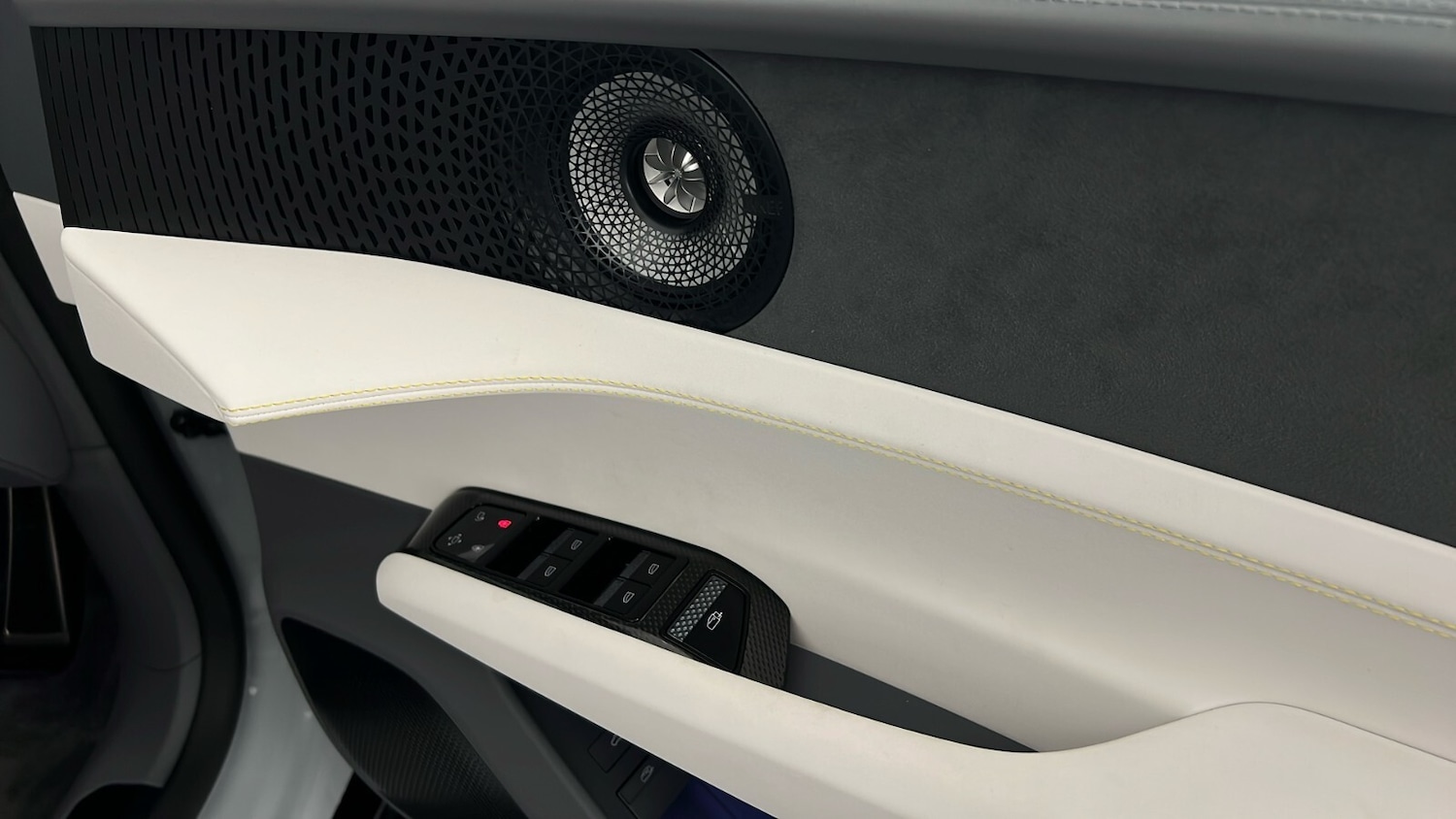 Used Lotus Emeya 2025 for sale - 77420343: Photo 36