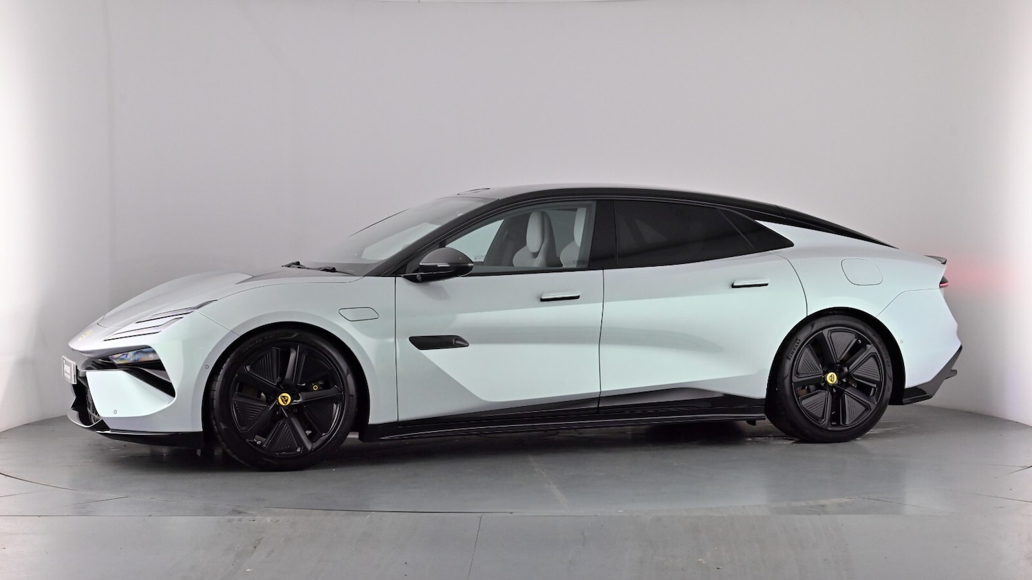 Used Lotus Emeya 2025 for sale - 77420343: Photo 66