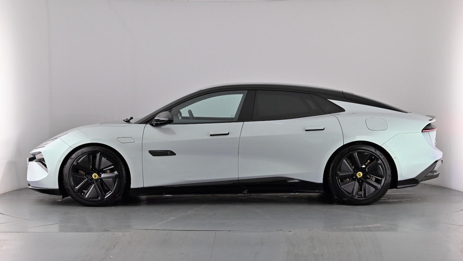 Used Lotus Emeya 2025 for sale - 77420343: Photo 68