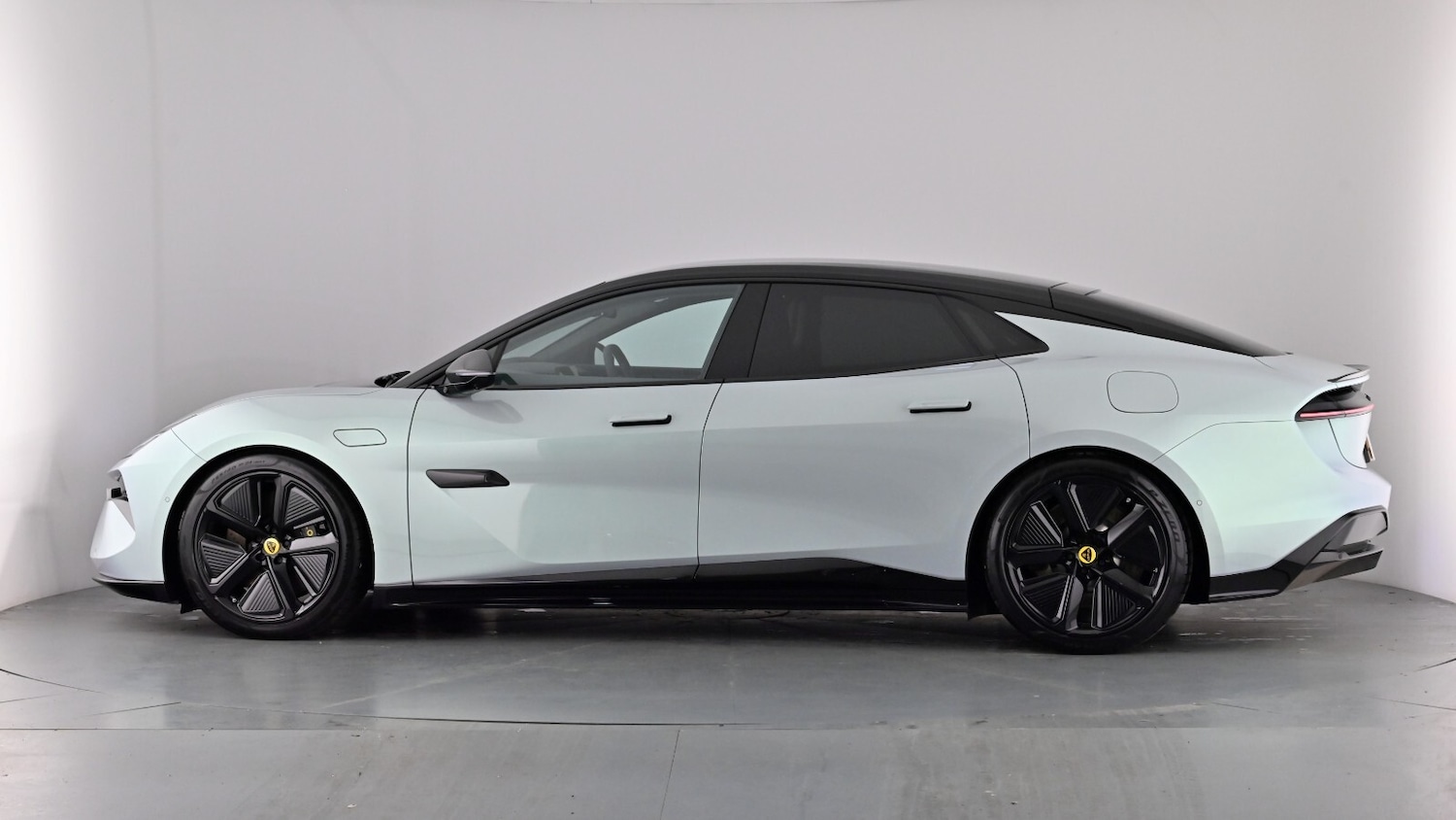 Used Lotus Emeya 2025 for sale - 77420343: Photo 69