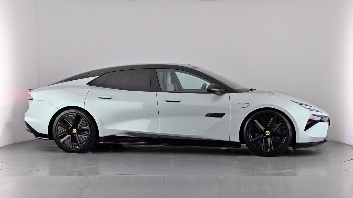 Used Lotus Emeya 2025 for sale - 77420343: Photo 87