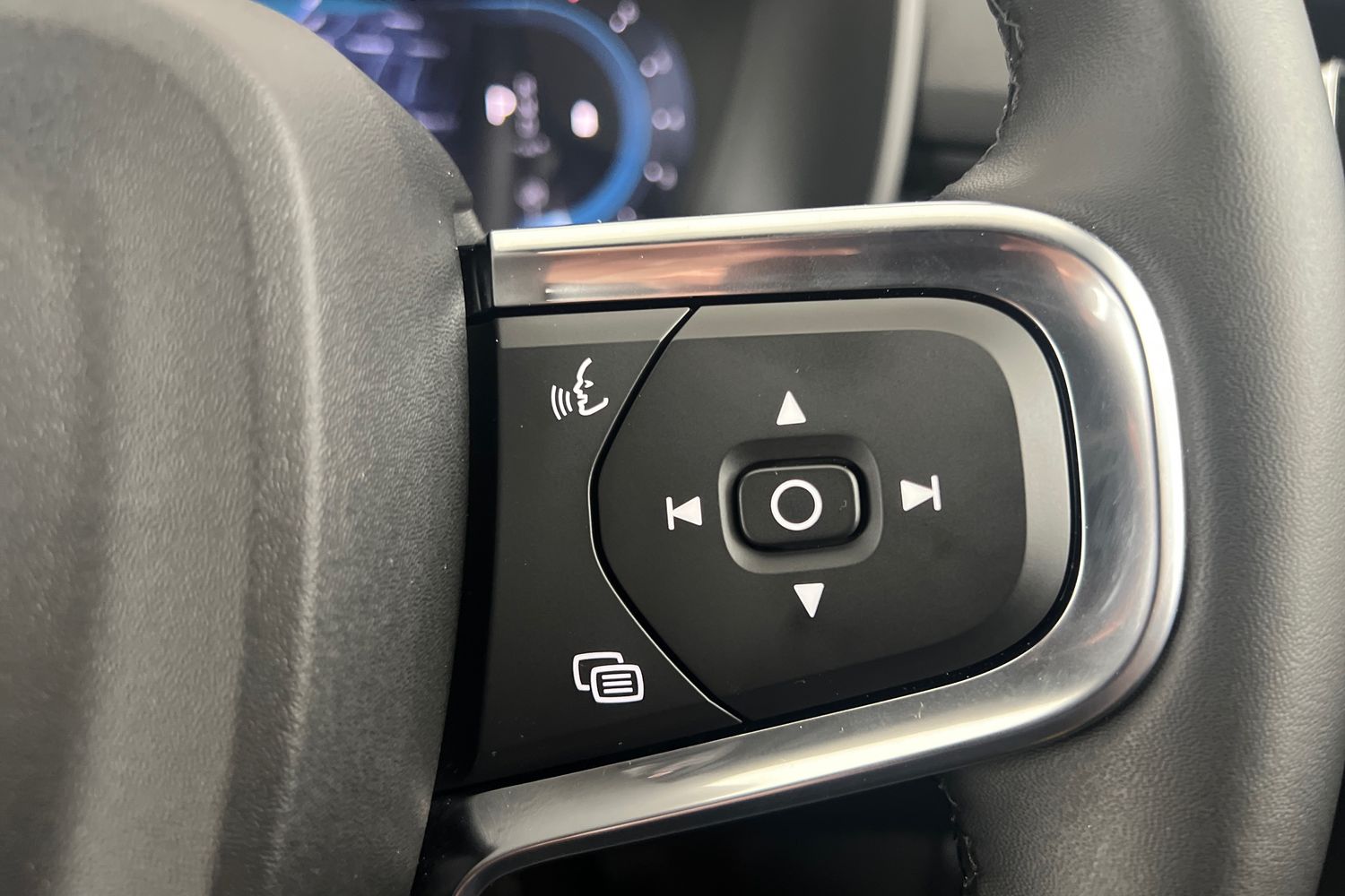 Used Volvo XC40 2025 for sale - 76161289: Photo 12