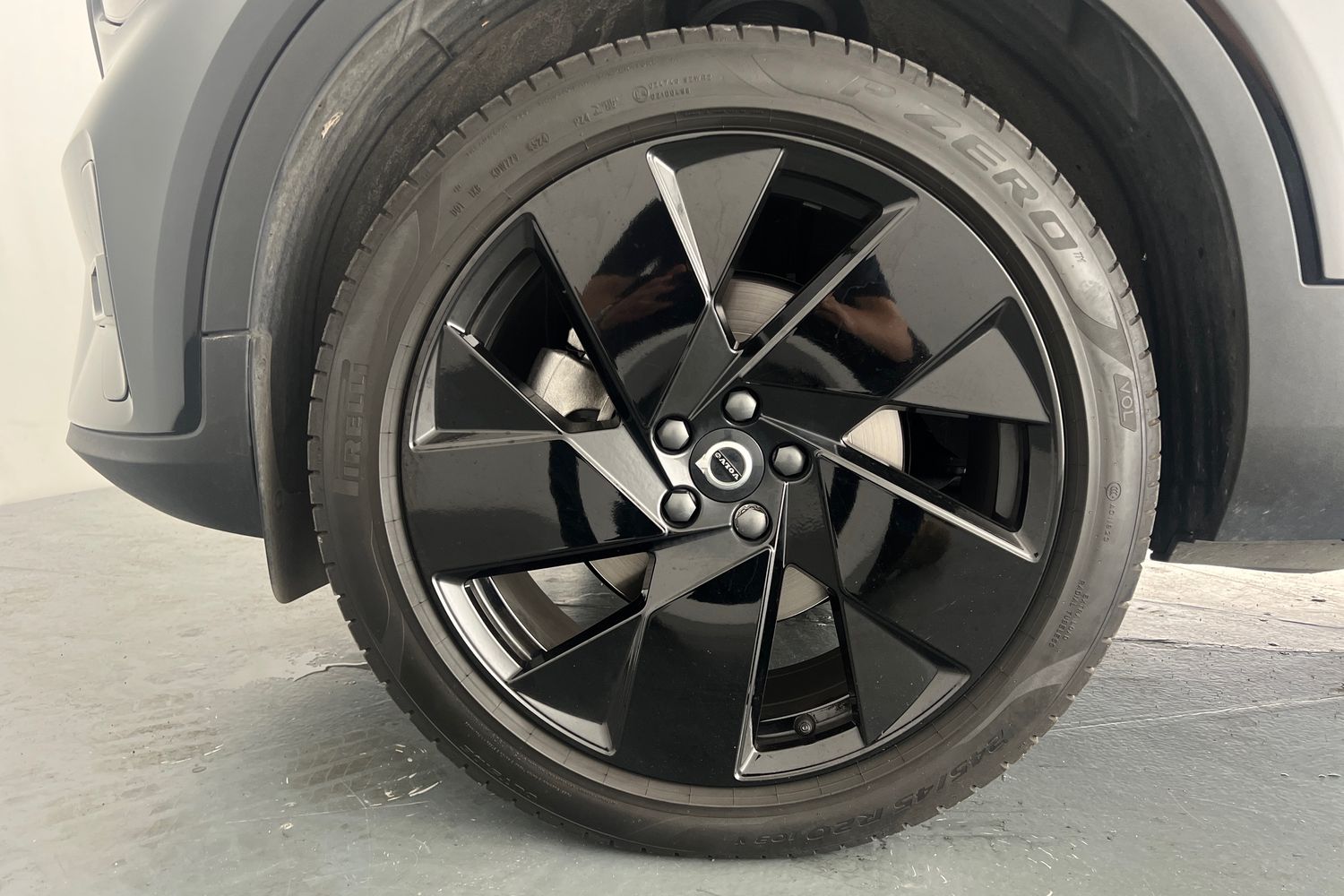 Used Volvo XC40 2025 for sale - 76161289: Photo 23