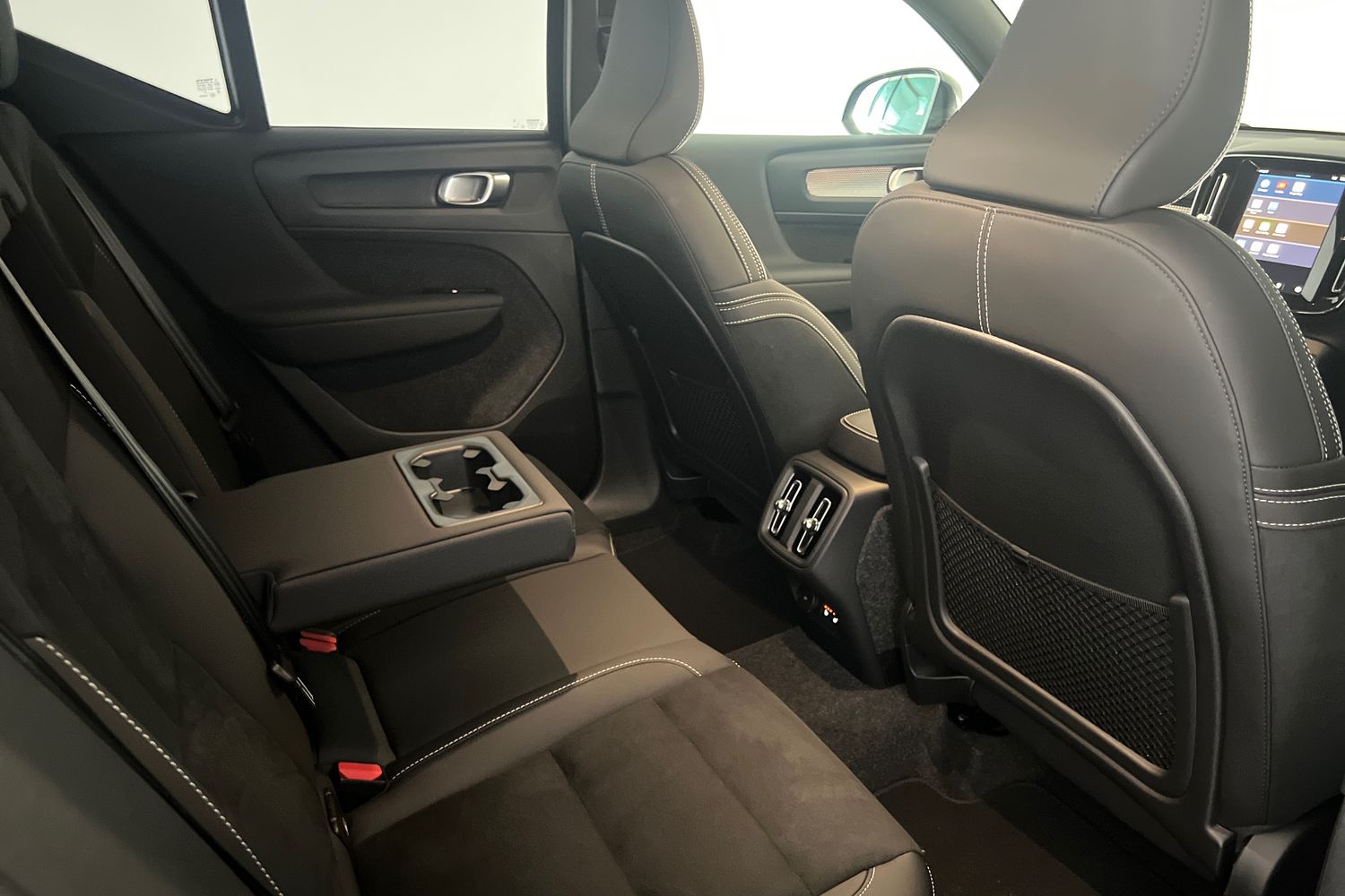 Used Volvo XC40 2025 for sale - 76161289: Photo 28