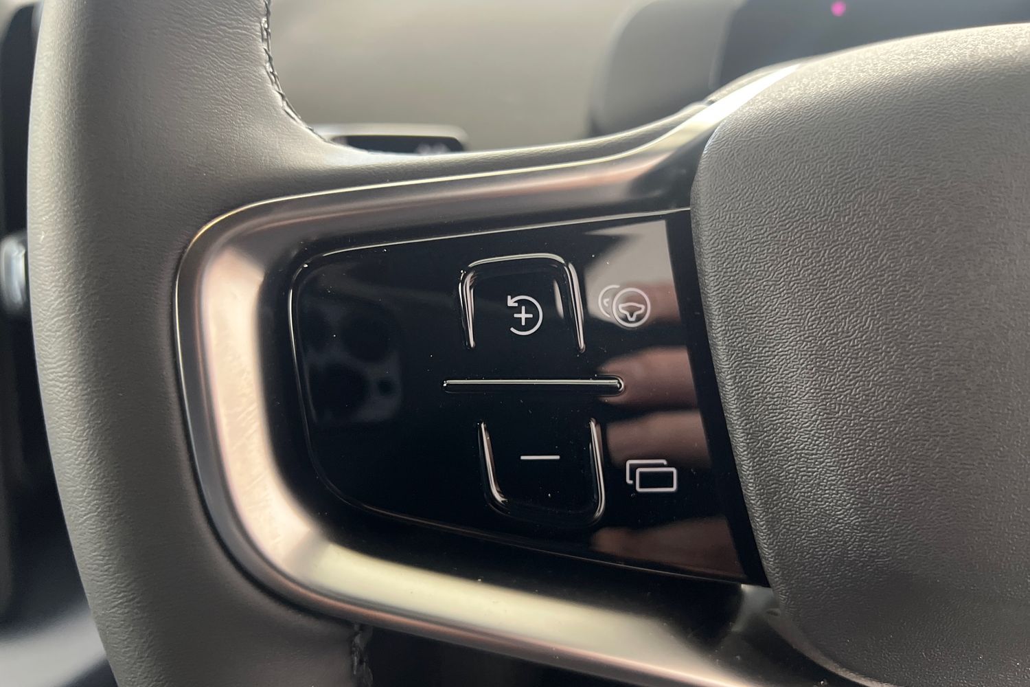 Used Volvo EX30 2025 for sale - 77545245: Photo 11