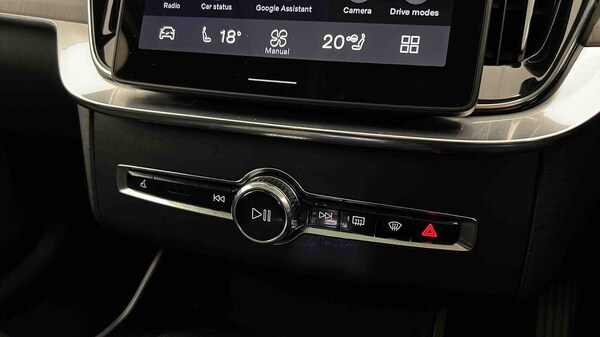 Used Volvo XC90 2025 for sale - 75440115: Photo 35