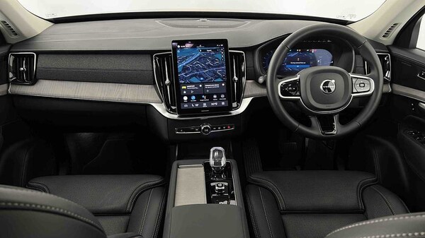 Used Volvo XC90 2025 for sale - 75440115: Photo 3
