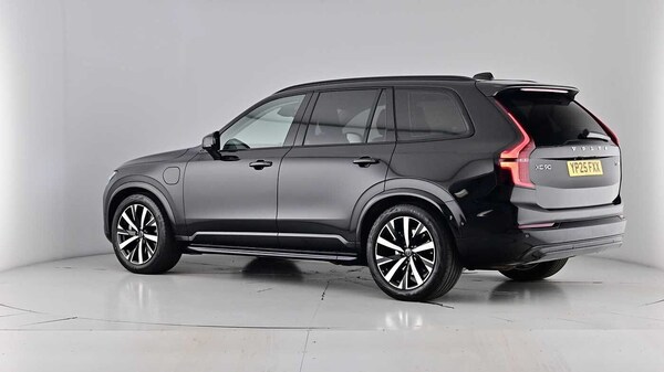 Used Volvo XC90 2025 for sale - 75440115: Photo 8