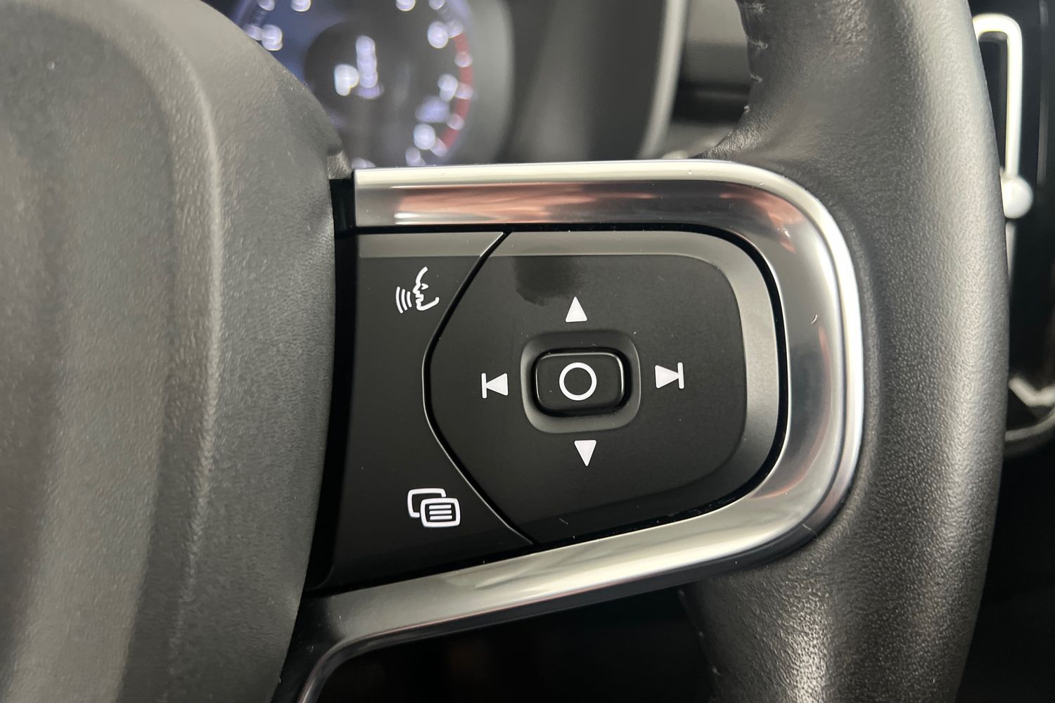 Used Volvo XC40 2021 for sale - 76817751: Photo 12