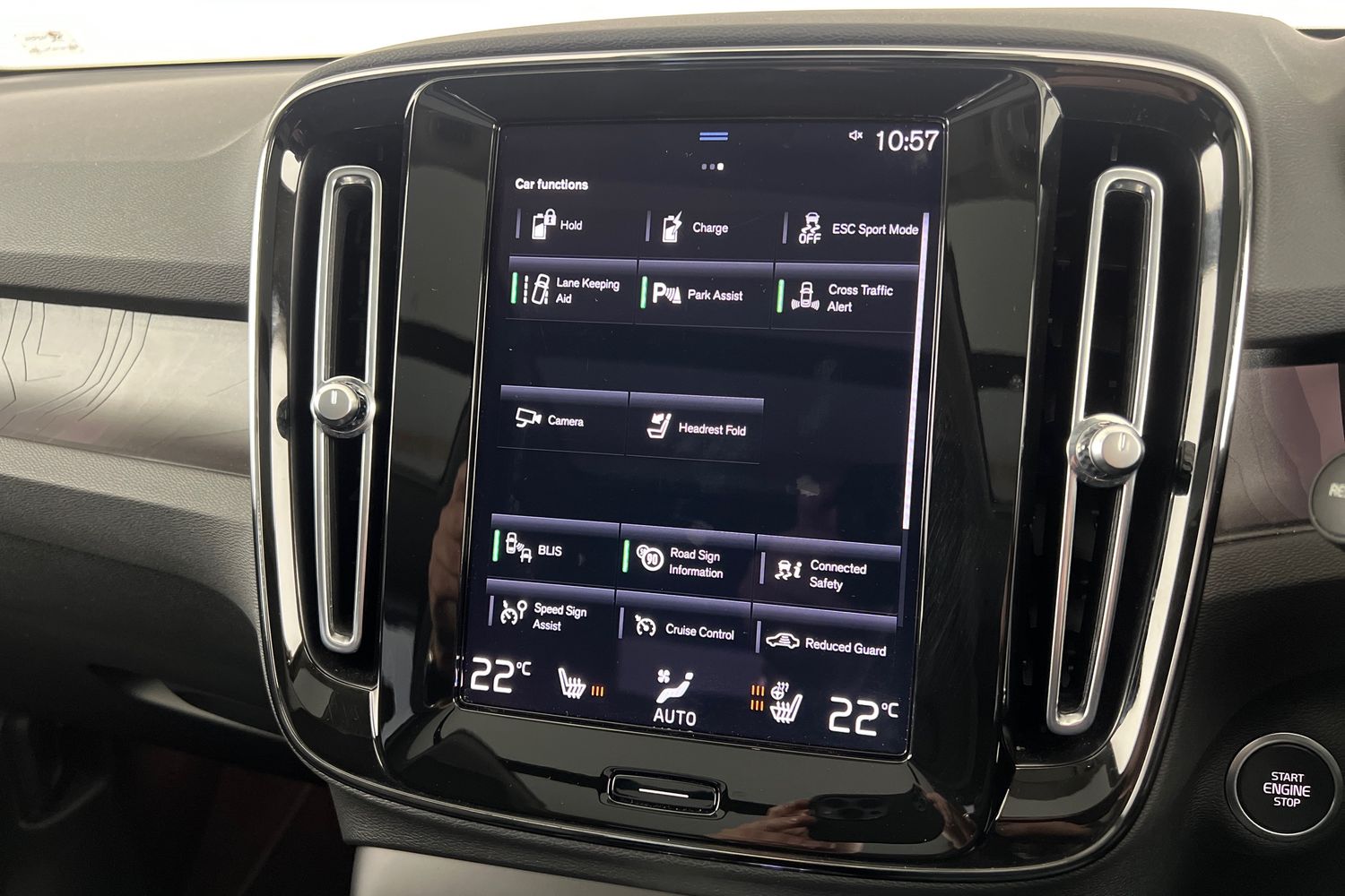 Used Volvo XC40 2022 for sale - 76526507: Photo 37