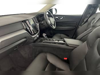 Used Volvo XC60 2020 for sale - 79663082: Photo