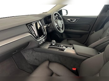 Used Volvo V60 2025 for sale - 78643658: Photo