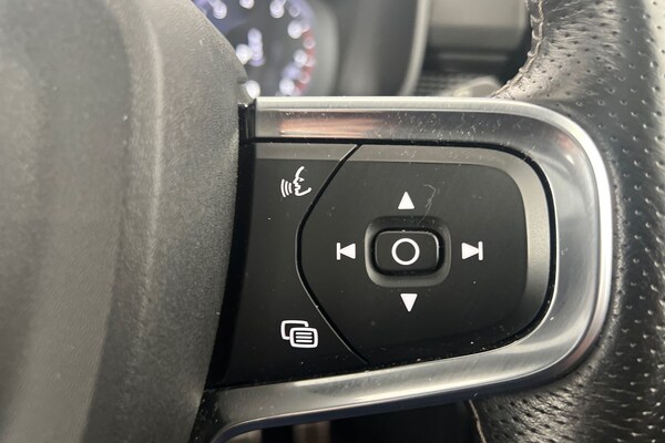 Used Volvo XC40 2021 for sale - 75443405: Photo 12
