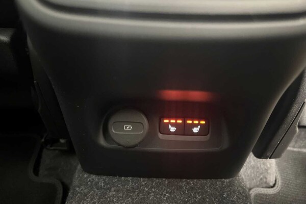 Used Volvo XC40 2021 for sale - 75443405: Photo 29