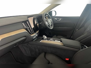 Used Volvo XC60 2025 for sale - 77848116: Photo