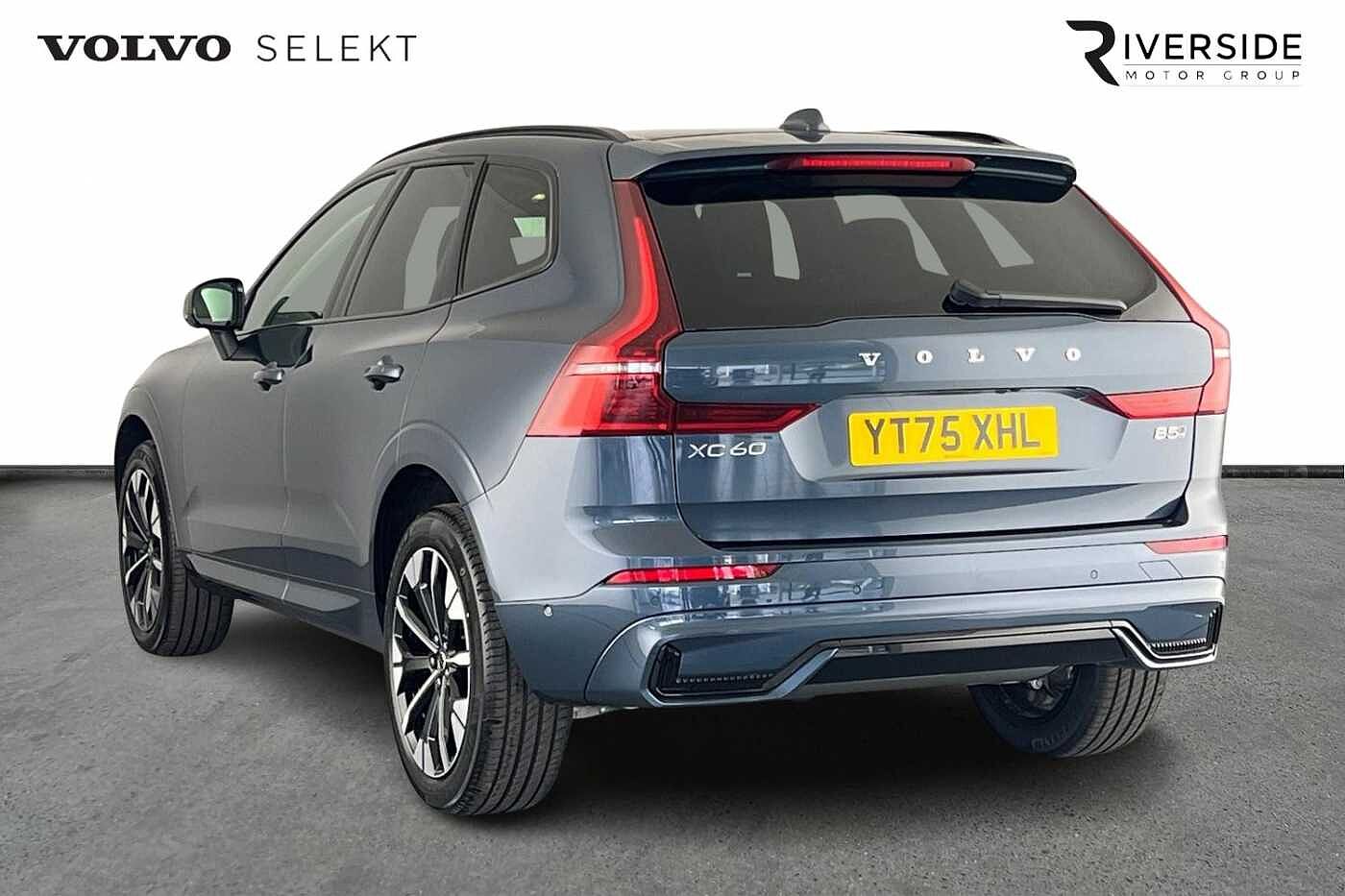 Used Volvo XC60 2025 for sale - 76344117: Photo 3