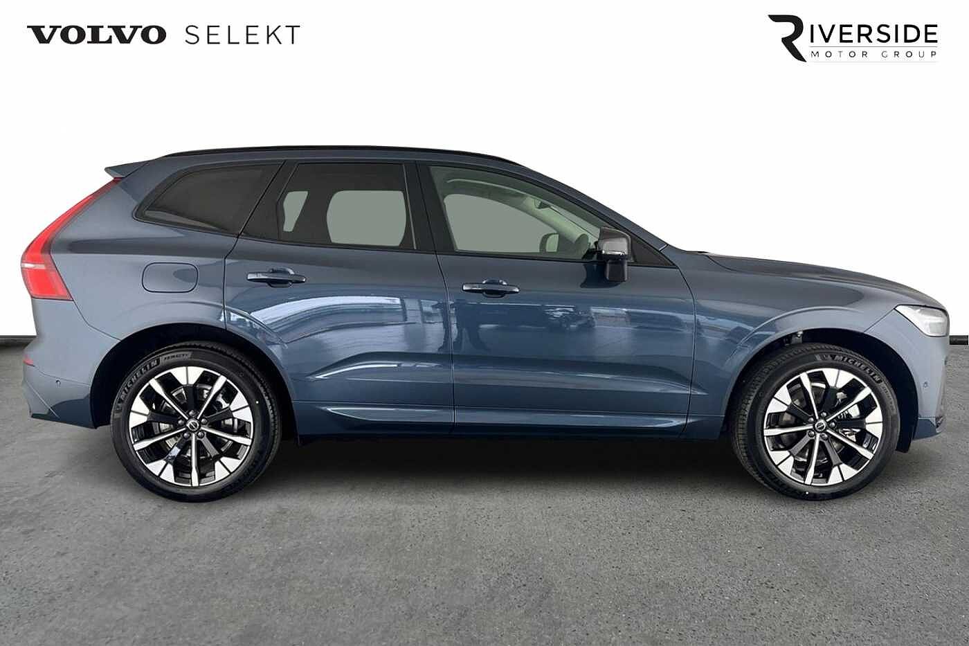 Used Volvo XC60 2025 for sale - 76344117: Photo 4