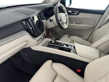 Used Volvo XC60 2024 for sale - 74870016: Photo