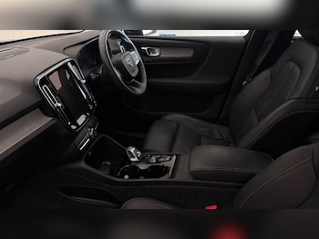Used Volvo XC40 2025 for sale - 78670366: Photo